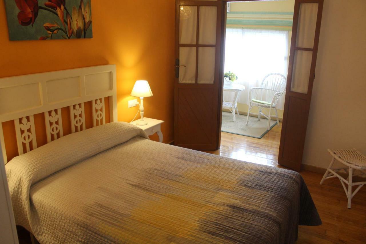 Casa Solveira Guest House O Pineiro Exterior photo