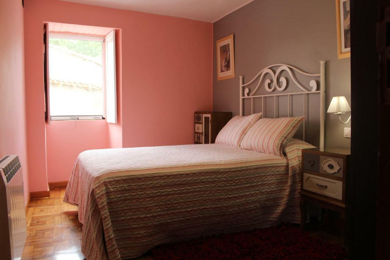 Casa Solveira Guest House O Pineiro Exterior photo